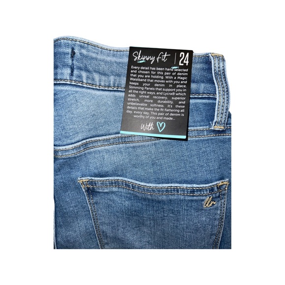 LuLaRoe Ankle Distressed Denim - Picture 3 of 5